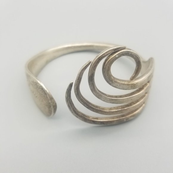 Vintage Fork Cuff Bracelet - Picture 2 of 6